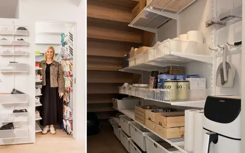 Kvinna i leopardjacka bredvid en vägg med skor och en förvaringslösning för mat under en trappa. Effektivt bygga elfa system för ordning.